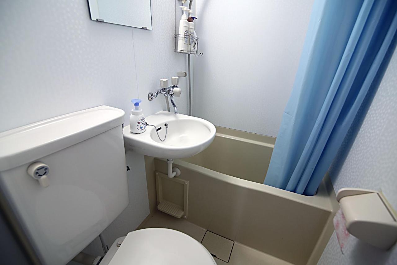 Kb House Shinjuku Double Room Free Poket Wifi! طوكيو المظهر الخارجي الصورة