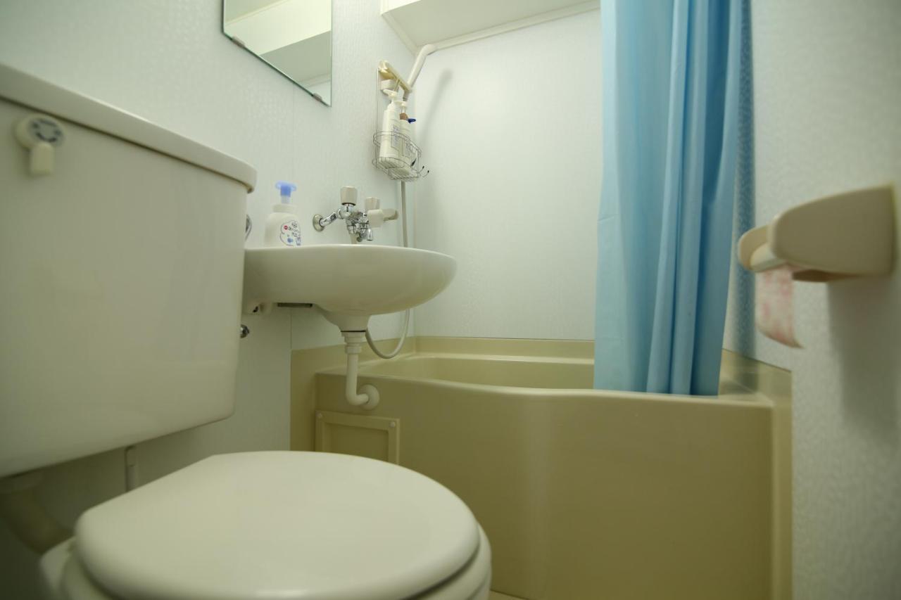 Kb House Shinjuku Double Room Free Poket Wifi! طوكيو المظهر الخارجي الصورة